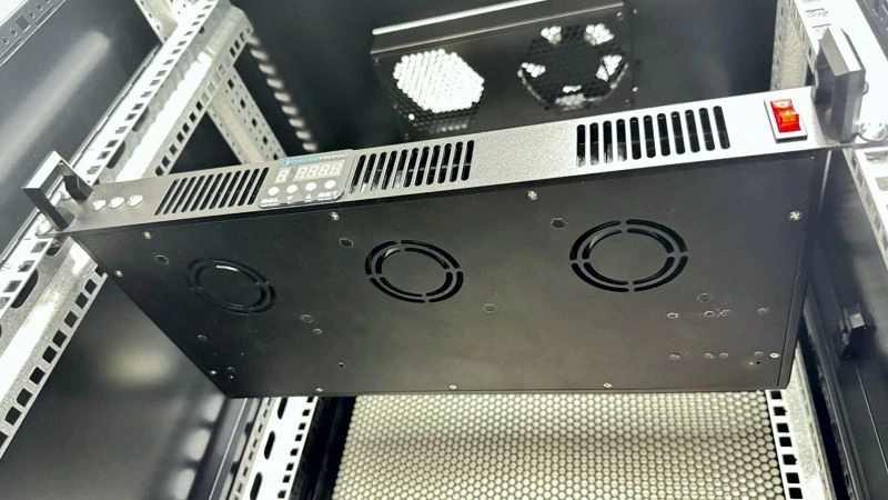 blower module mounted in rack